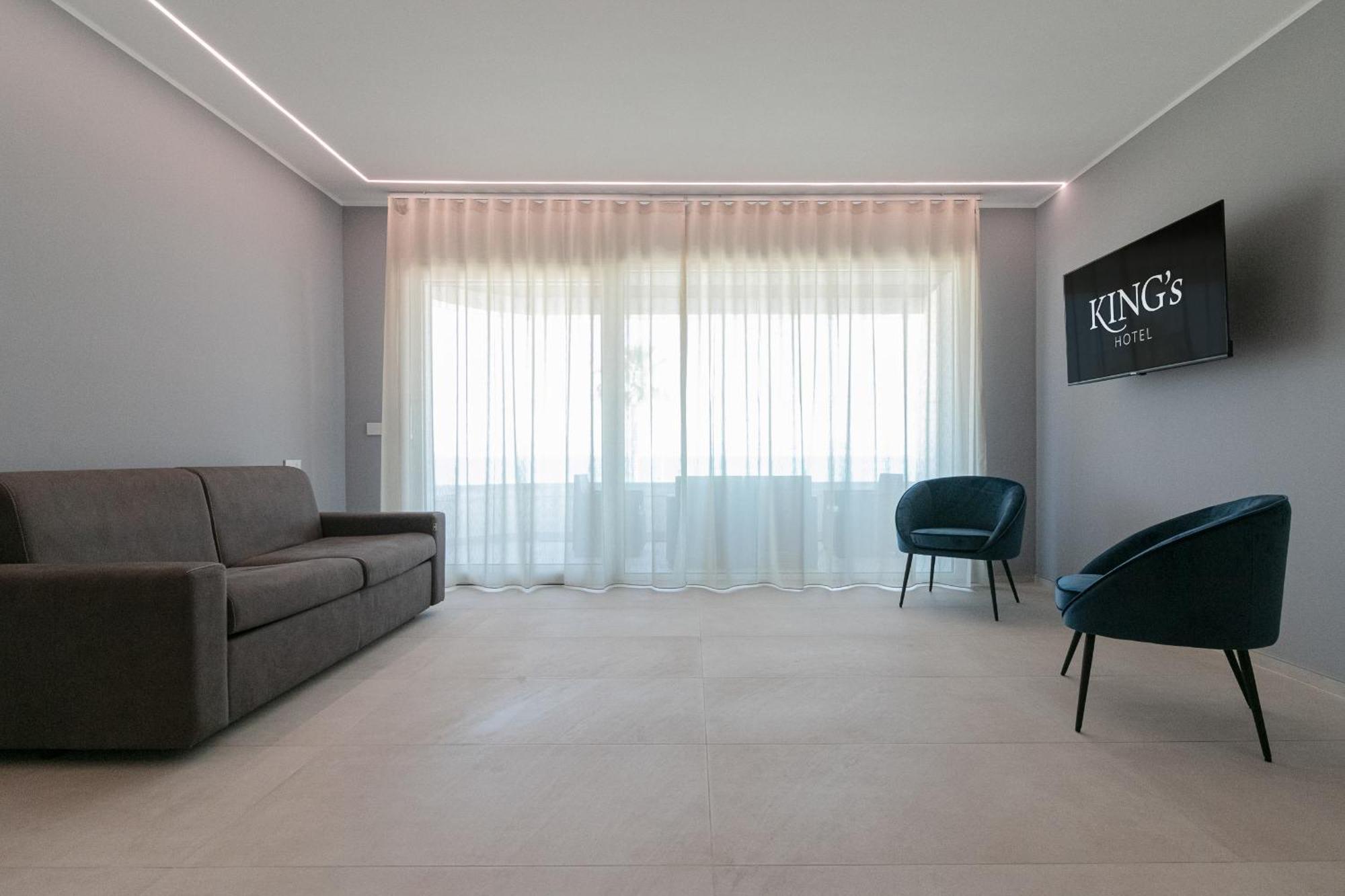 King'S Rooms Termoli Exterior photo
