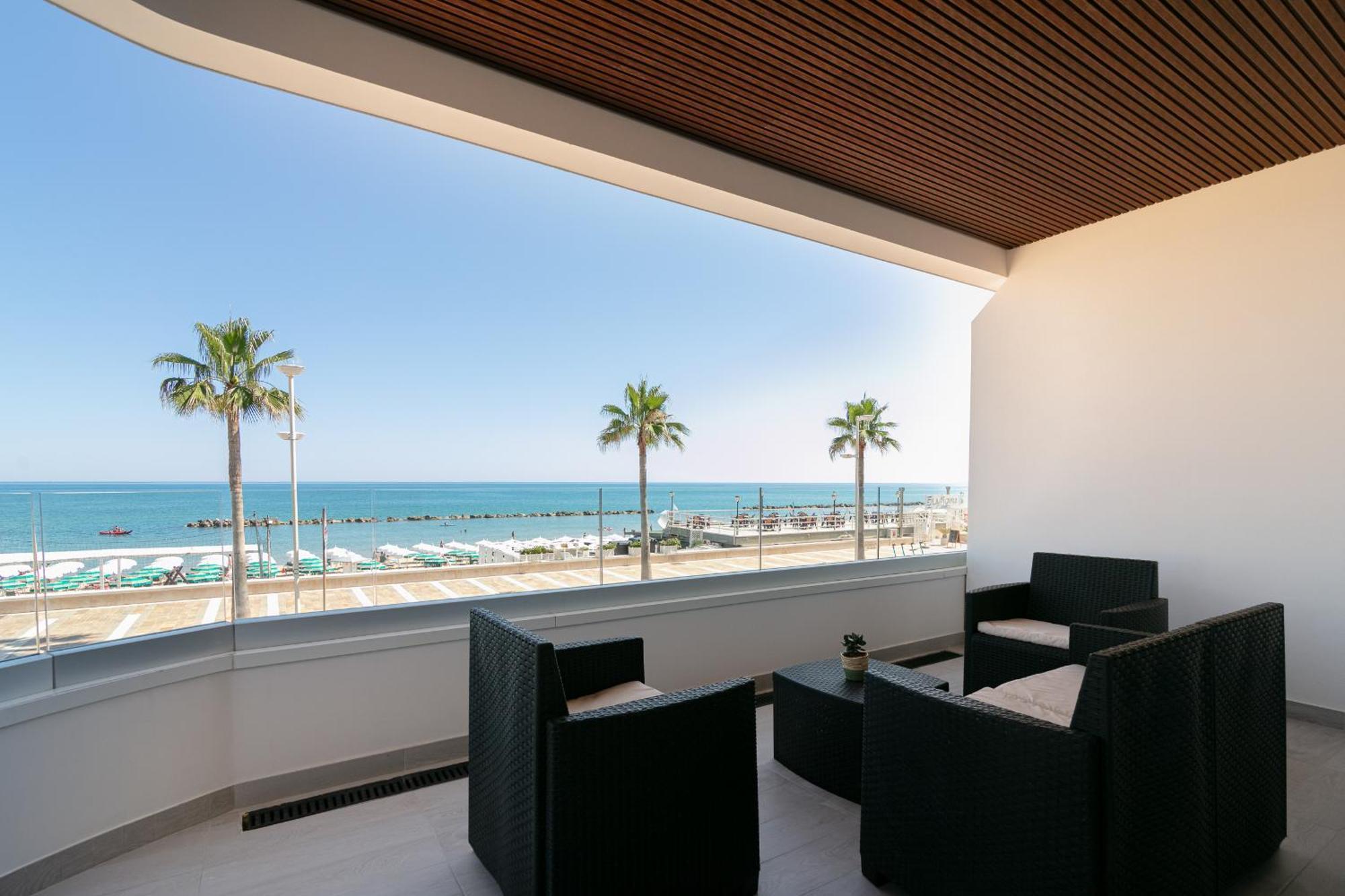 King'S Rooms Termoli Exterior photo