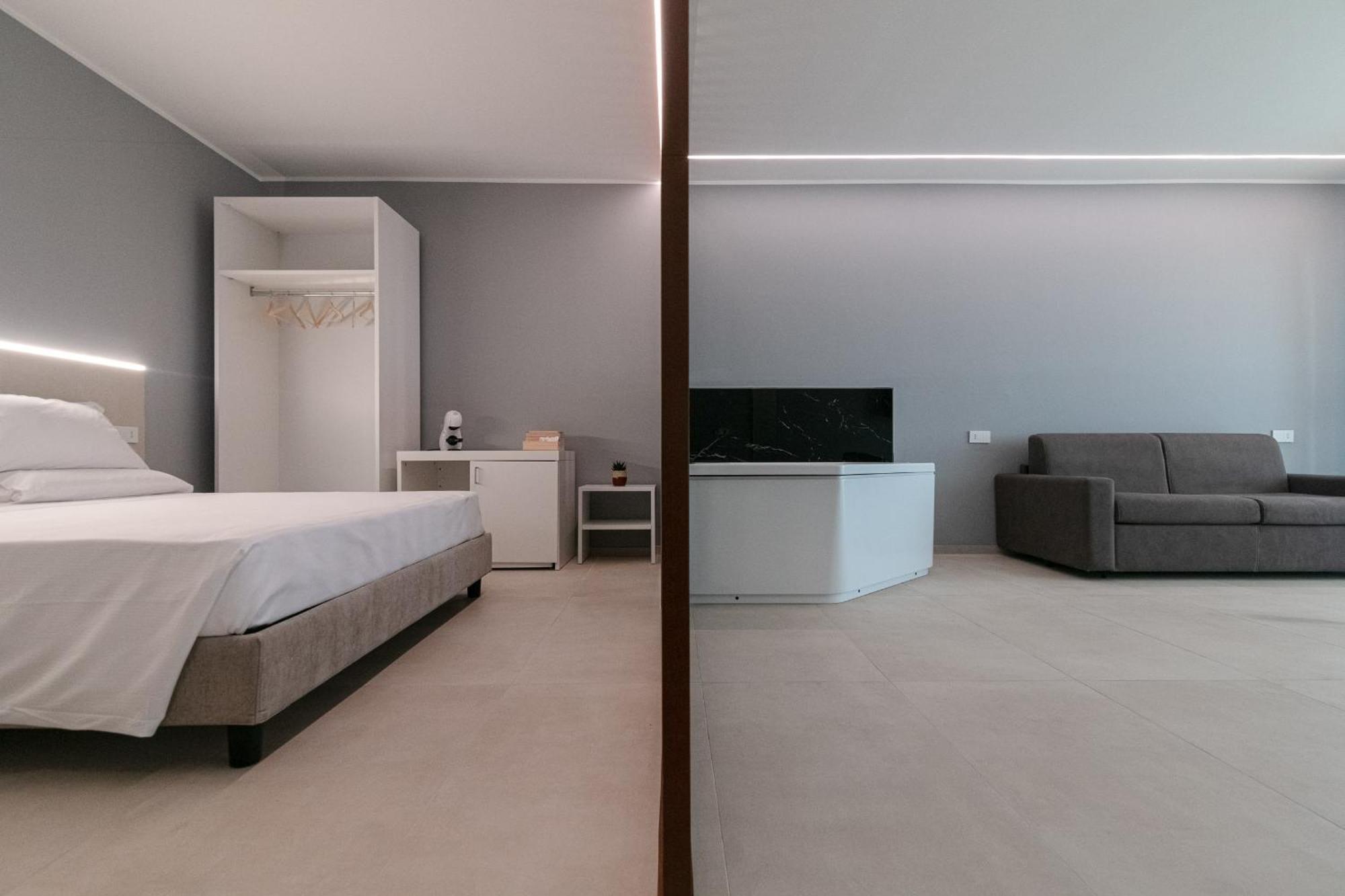 King'S Rooms Termoli Exterior photo