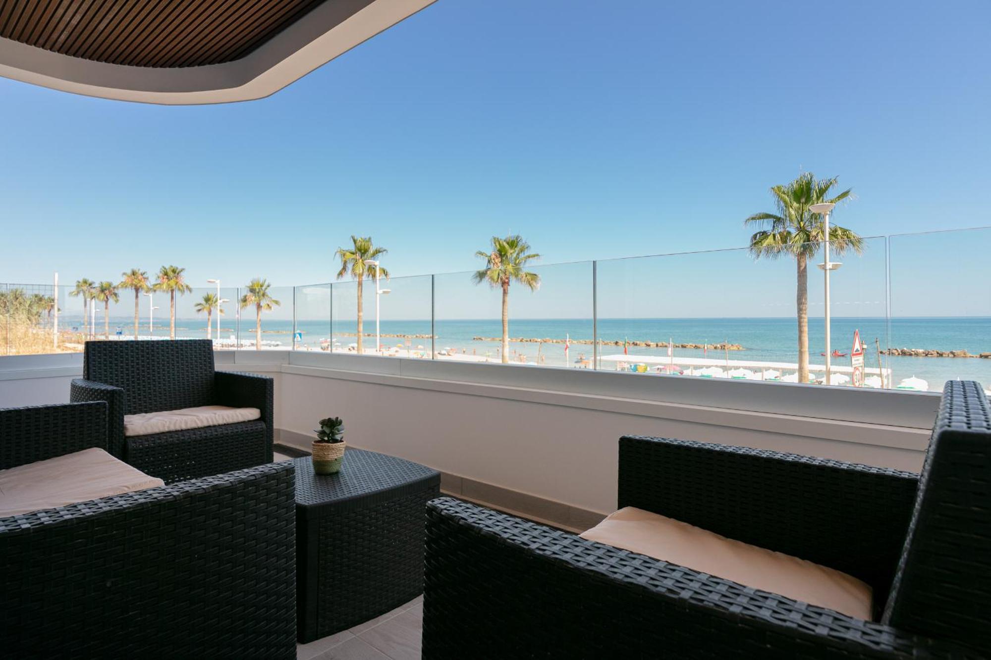 King'S Rooms Termoli Exterior photo