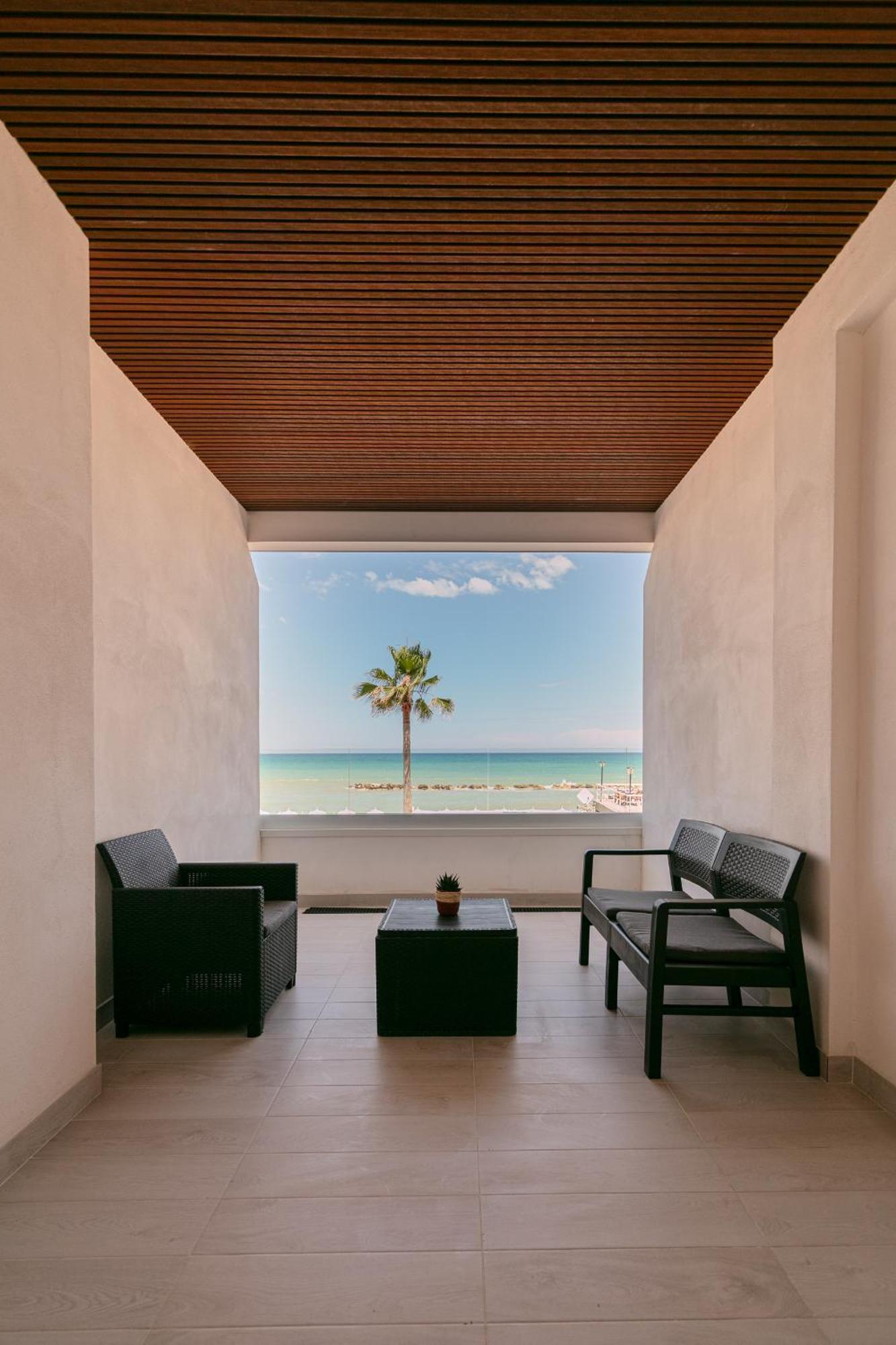 King'S Rooms Termoli Exterior photo