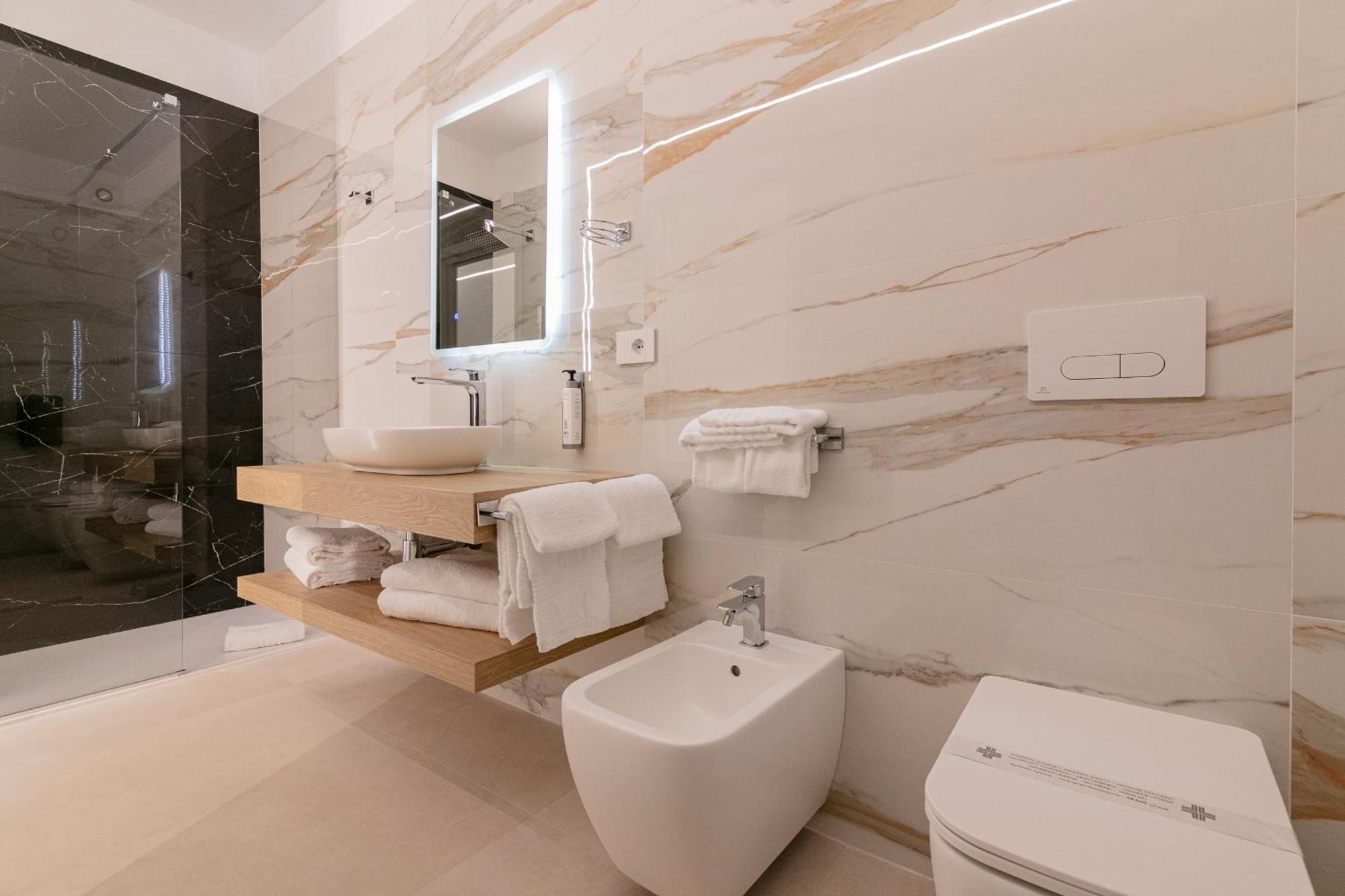 King'S Rooms Termoli Exterior photo